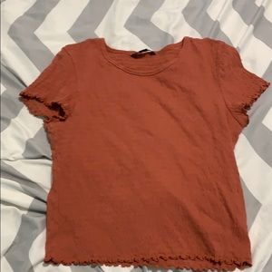 burgundy american eagle shirt